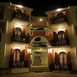 Ξενοδοχείο με διαμερίσματα Castello 2*