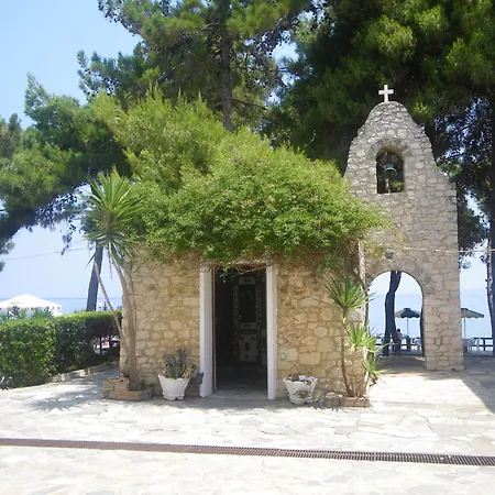 Castello Beach 2*