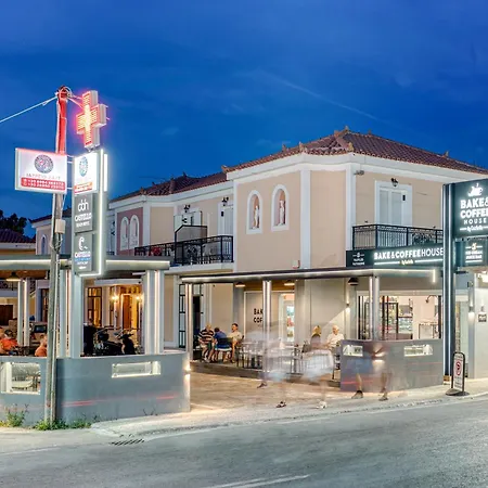 Ξενοδοχείο με διαμερίσματα Castello 2*