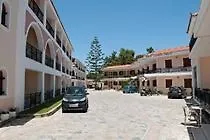 Castello Beach 2*