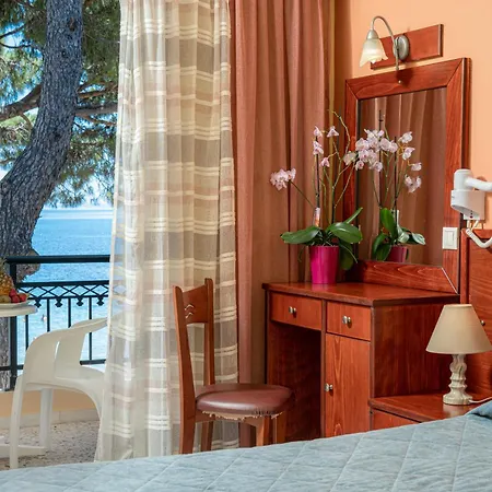 Ξενοδοχείο με διαμερίσματα Castello